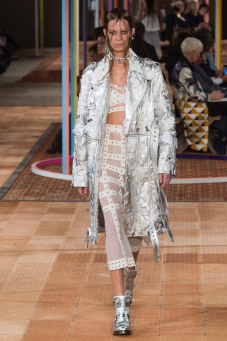 See Every Look From Alexander McQueen's Spring 2018 Collection