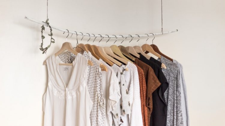 5 Questions to Ask When It's Time to Let Your Clothes Go