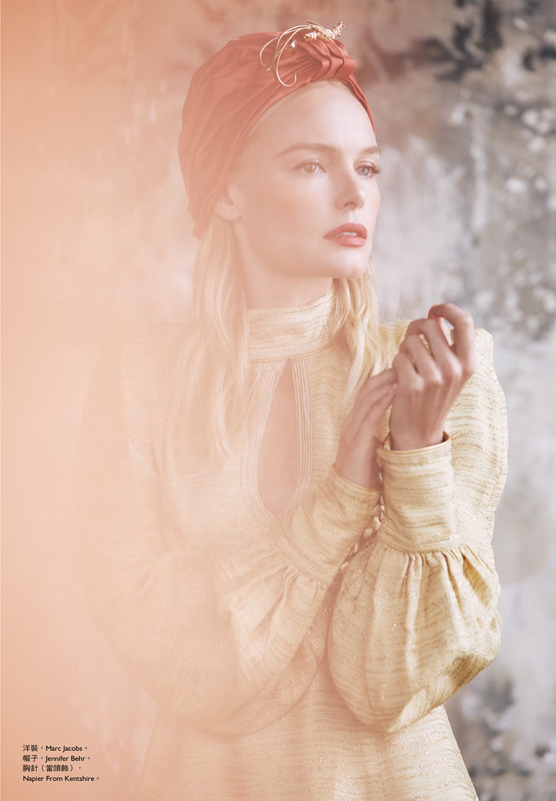 Kate Bosworth poses in Marc Jacobs dress