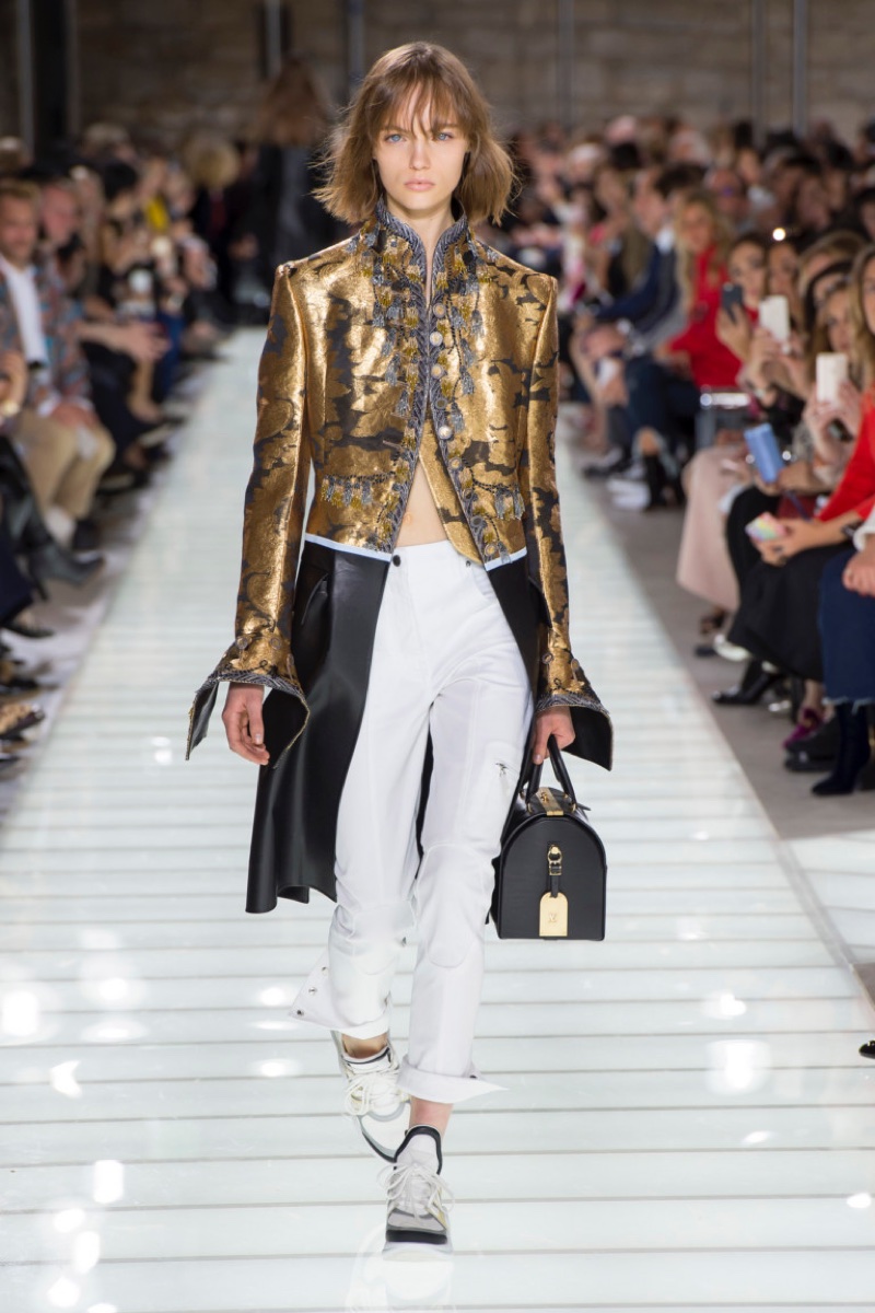 Louis Vuitton Spring Summer 2018 collection - RUNWAY MAGAZINE