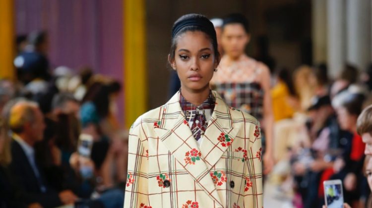 Miu Miu Channels Retro Vibes for Spring 2018