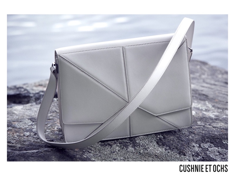 Cushnie et Ochs features white handbag in fall-winter 2017 campaign