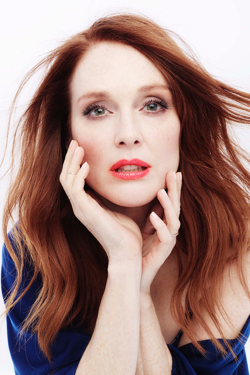 Actress Julianne Moore gets her closeup in Triumph Florale lingerie campaign