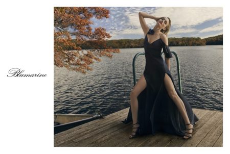 Amber Valletta Enchants in Blumarine's Spring 2018 Campaign