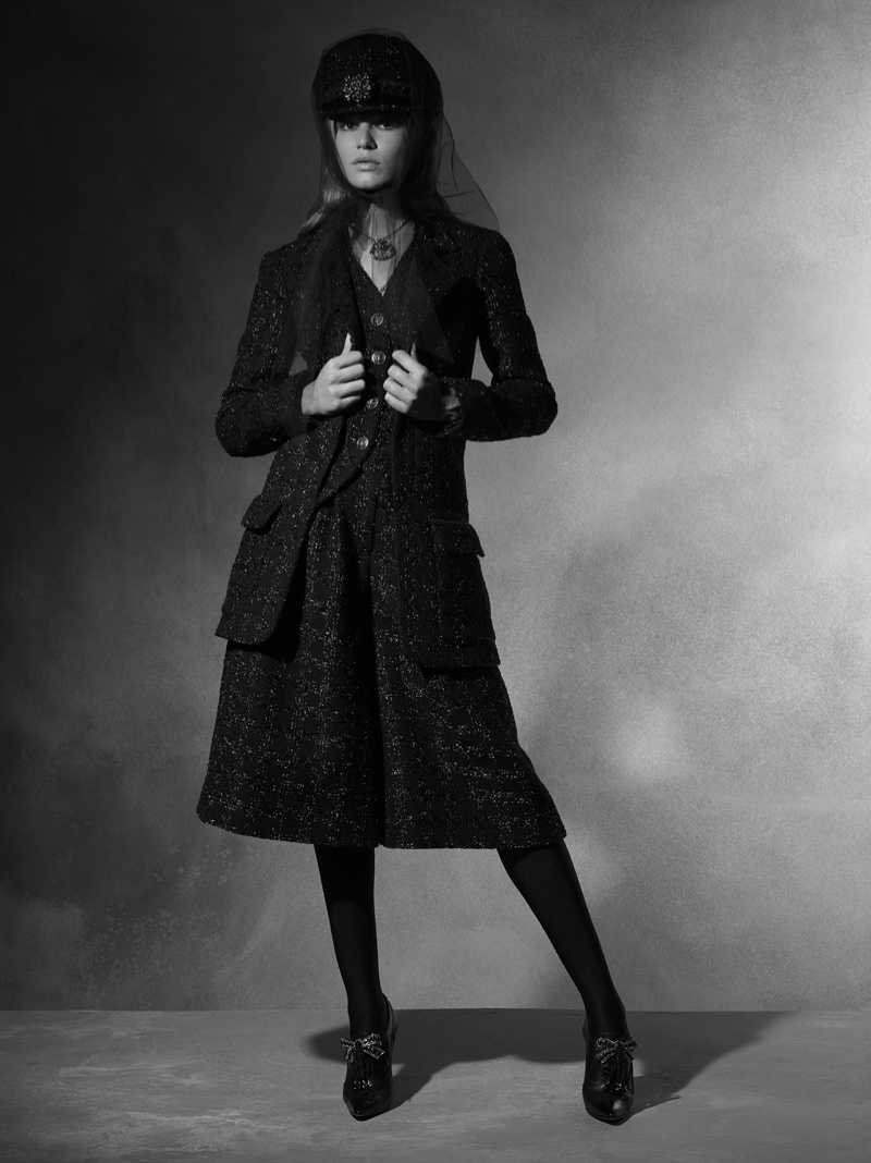 A look from Chanel's pre-fall 2018 Paris-Hamburg collection