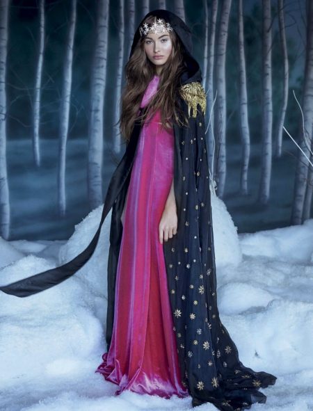 Grace Elizabeth Models Ice Queen Fashions in Vogue Mexico