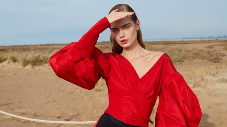 Hanna Verhees Poses in Retro Inspired Styles for Harper's Bazaar Mexico