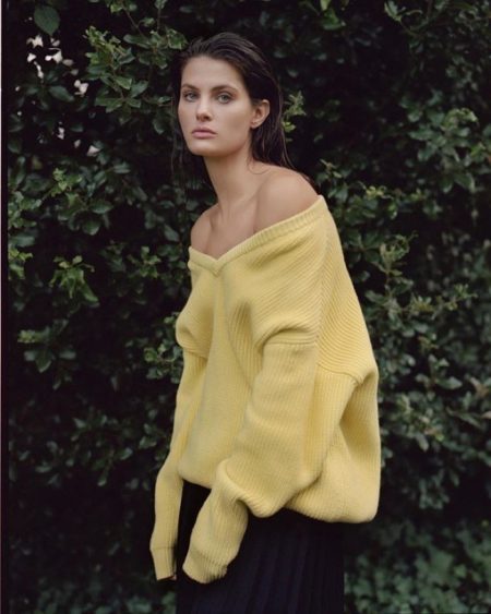 Isabeli Fontana Poses in Pared Down Looks for Russh Magazine Isabeli Fontana Poses in Pared Down Looks for Russh Magazine