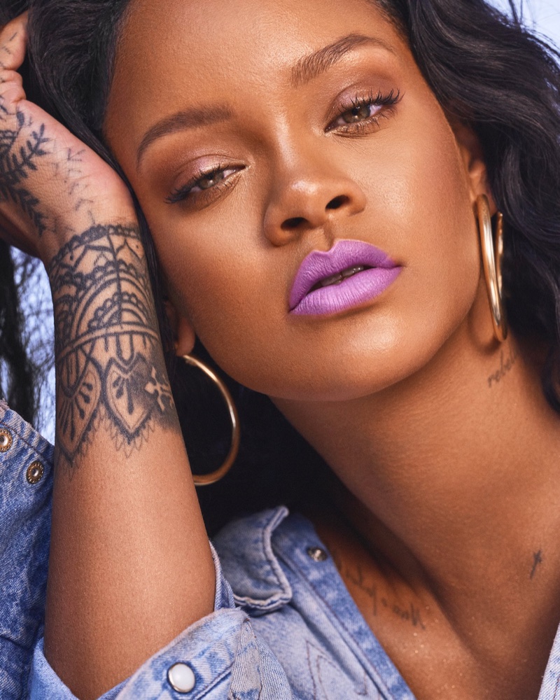 Rihanna shows off Fenty Beauty Mattemoiselle lipstick in One of the Boyz
