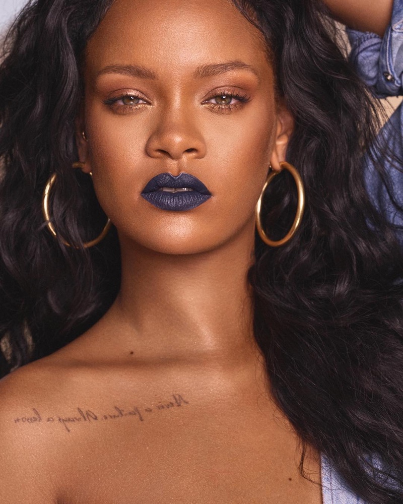 Fenty Beauty Mattemoiselle lipstick in Clap Back worn by Rihanna