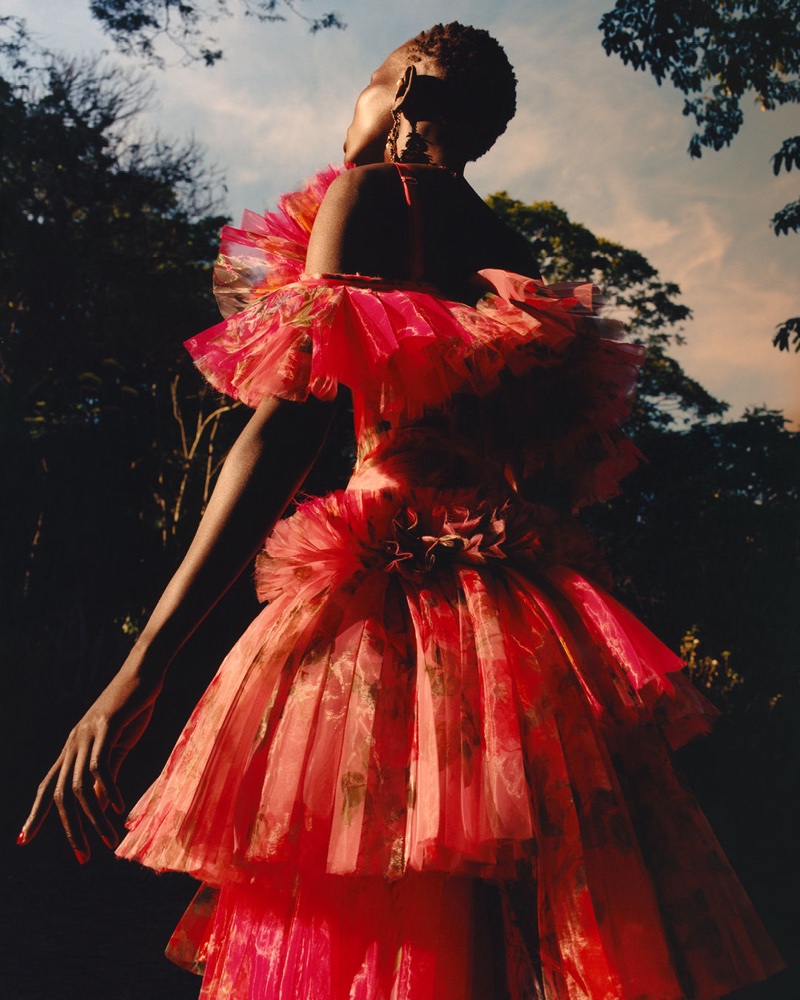 An image from Alexander McQueen's spring 2018 advertising campaign