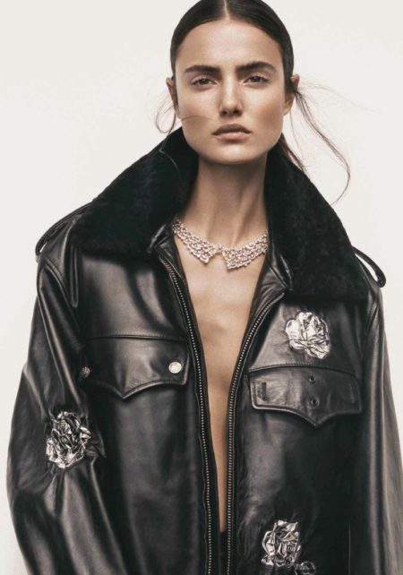 Blanca Padilla Models Calvin Klein Style in Harper's Bazaar Turkey Blanca Padilla Models Calvin Klein Style in Harper's Bazaar Turkey