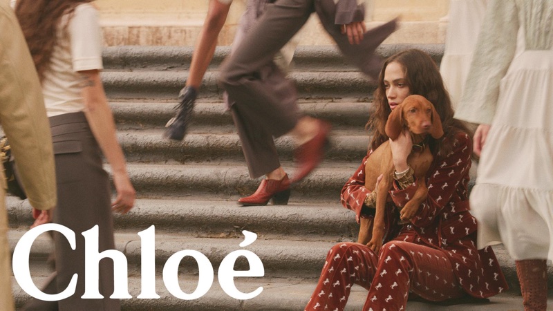 An image from Chloe's spring 2018 advertising campaign