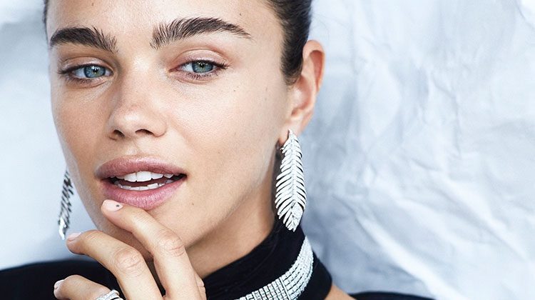 Jena Goldsack Shines in Glittery Jewelry for El País Semanal