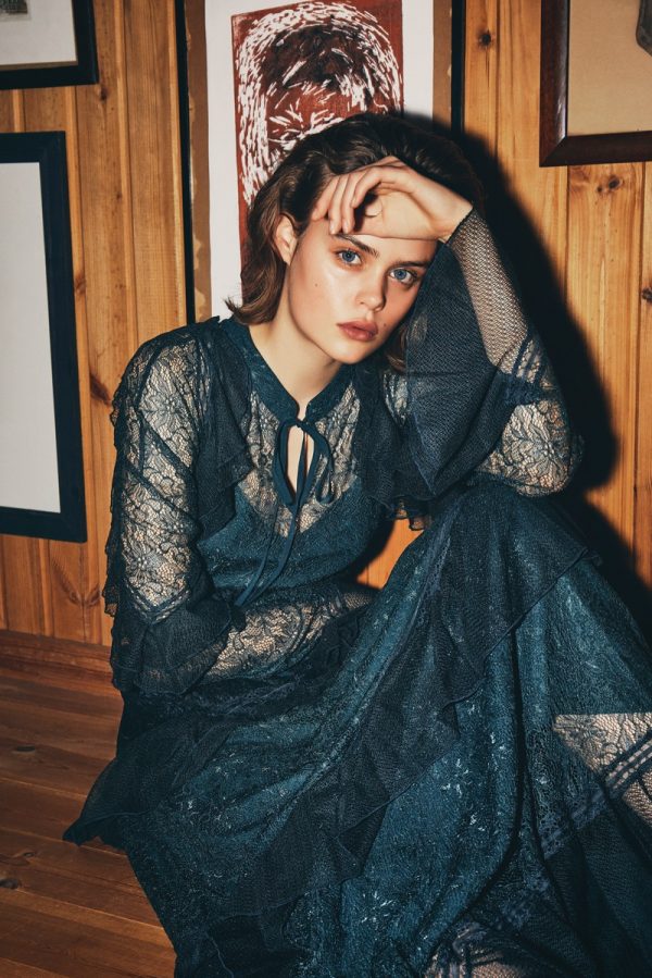 Laura Aggerholm | Pretty Dresses Editorial | ELLE Serbia