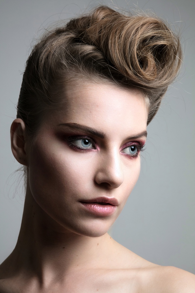 Noah Steenbruggen wears hair in updo hairstyle. Photo: Jeff Tse