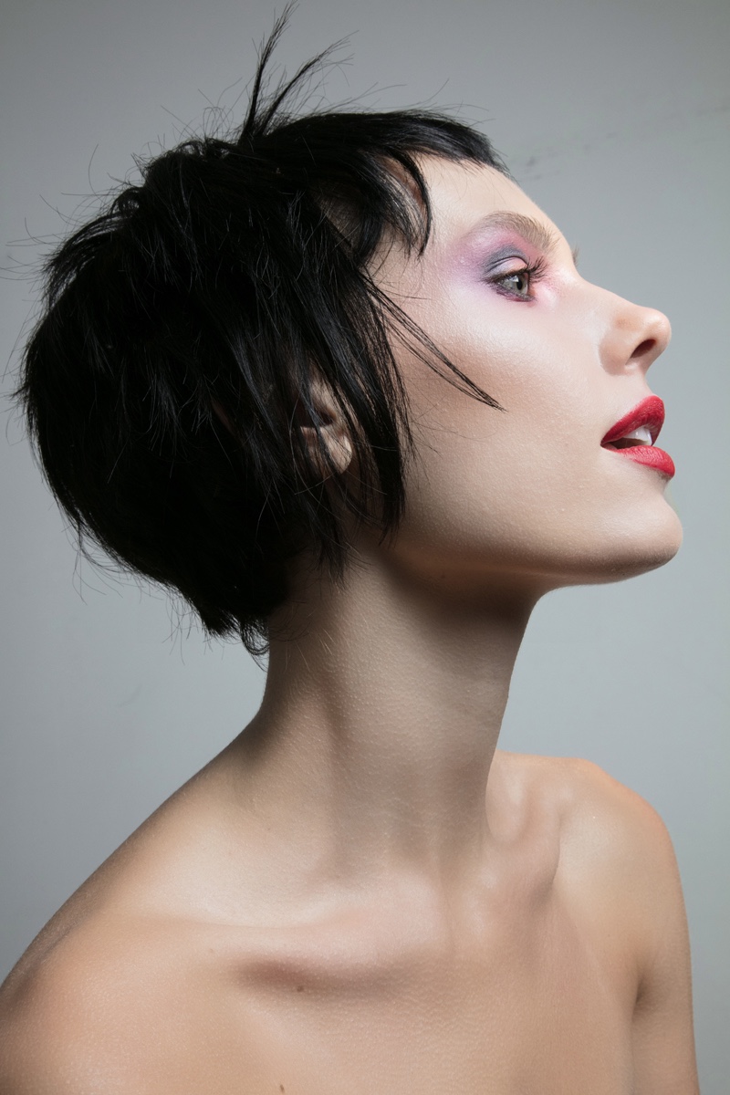 Model Jenny Savers wears cropped hairstyle. Photo: Jeff Tse