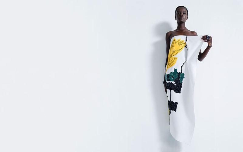 Duckie Thot stars in Oscar de la Renta's spring-summer 2018 campaign