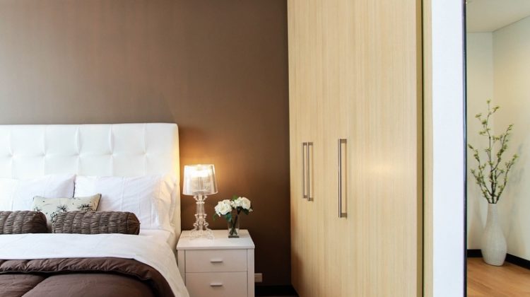 All You Need To Know About Designing Your Bedroom Photo: Pixabay