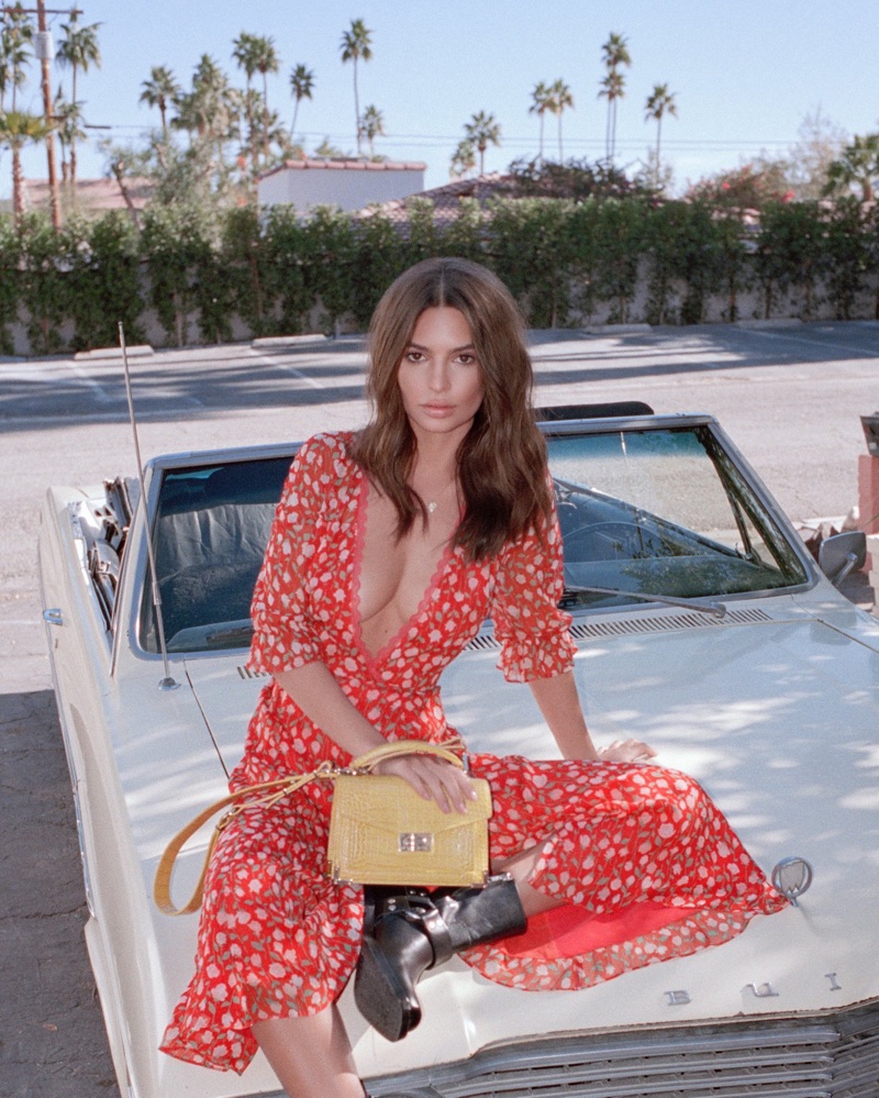 Emily Ratajkowski poses with Emily handbag in yellow for The Kooples' spring-summer 2018 campaign