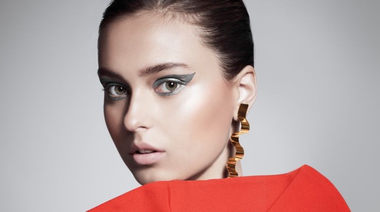 Exclusive: Abigail Zientek by Danny Cardozo in ‘Crimson Red’