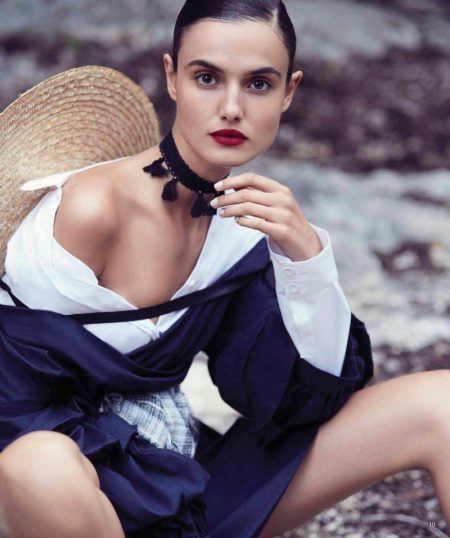 Blanca Padilla Poses in Statement Styles for Harper's Bazaar Mexico Blanca Padilla Poses in Statement Styles for Harper's Bazaar Mexico