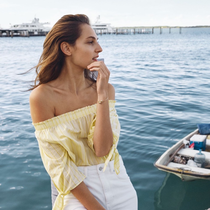 H&M Off-the-Shoulder Top, Denim Culottes with High Waist and Bracelet