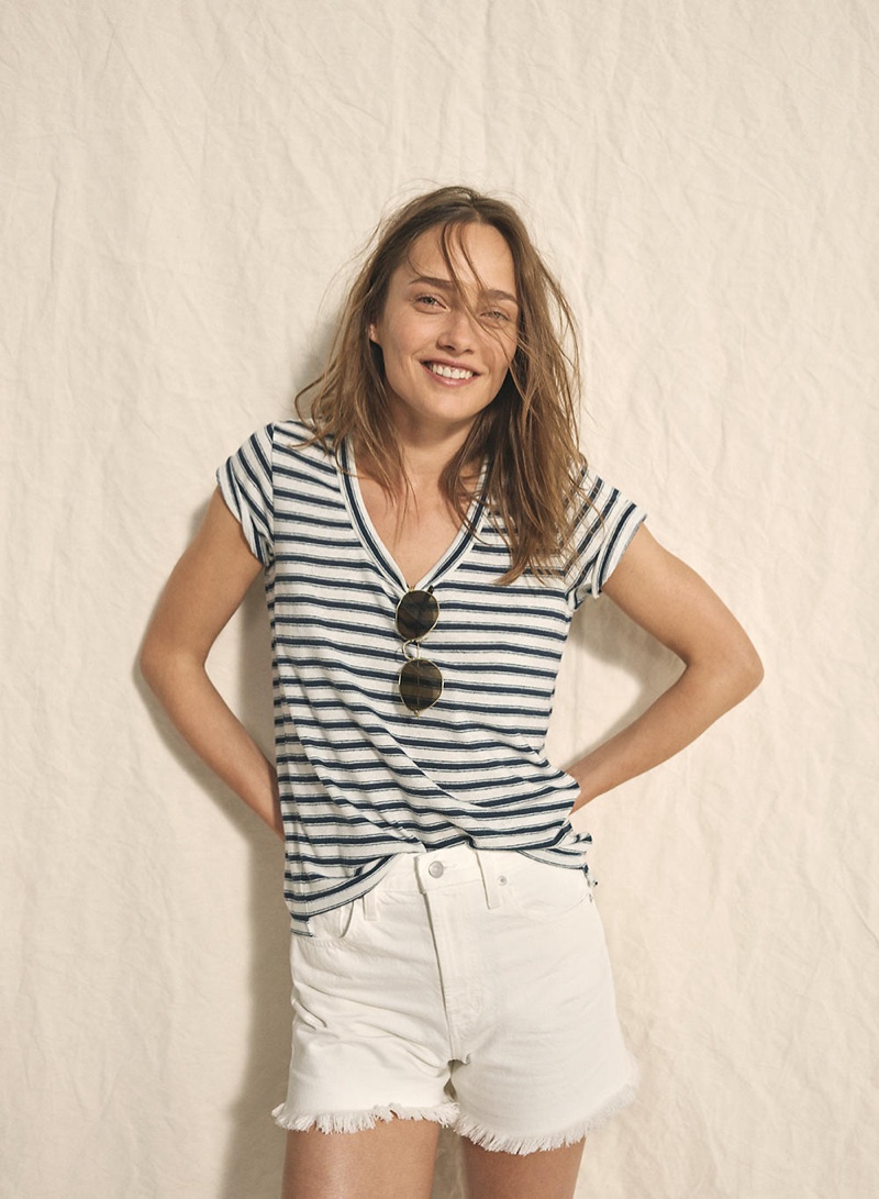 Madewell City Tee in Calgary Stripe, The Perfect Jean Short in Tile White and Fest Aviator Sunglasses