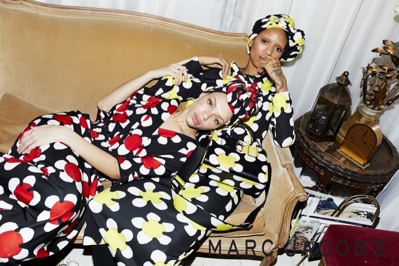 Florals take the spotlight in Marc Jacobs Accessories spring-summer 2018 campaign