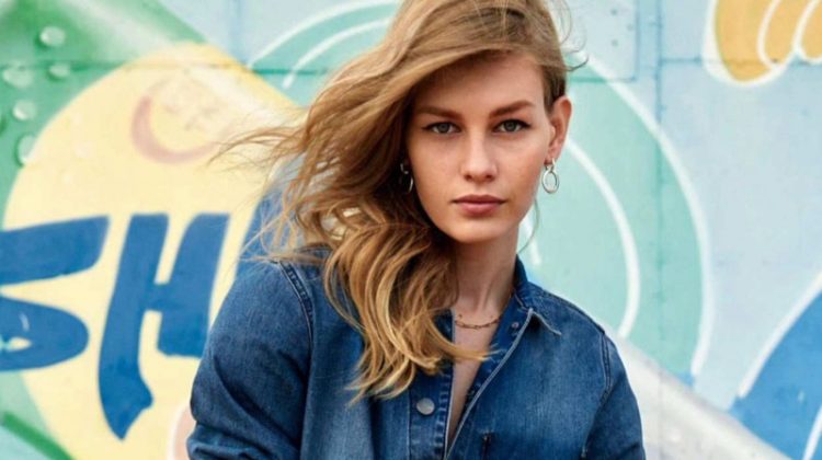 Sofia Mechetner Takes On the Denim Trend for ELLE France