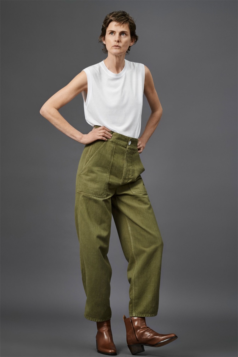 Zara basic sleeveless t-shirt, pants with adjustable hems and mid-heel ankle boots 