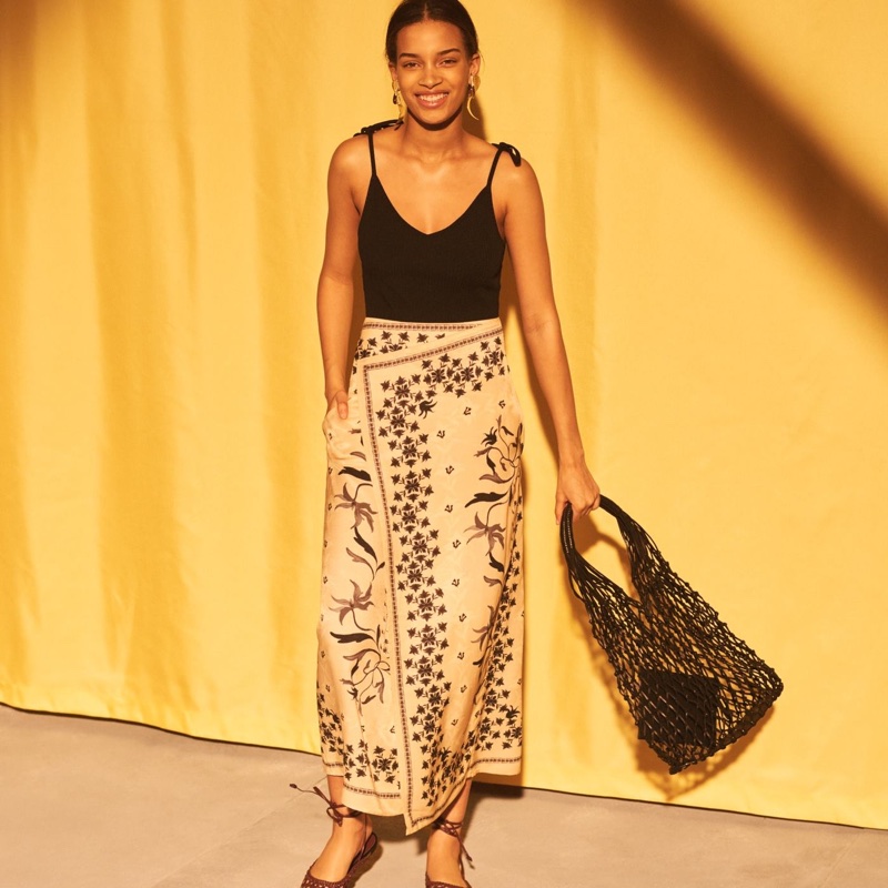 H&M Ribbed Bodysuit, Maxi Skirt and Net Bag