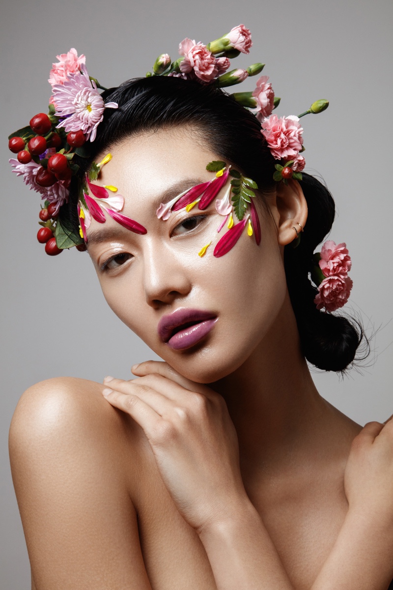 Jeff Tse photographs Jessie Li