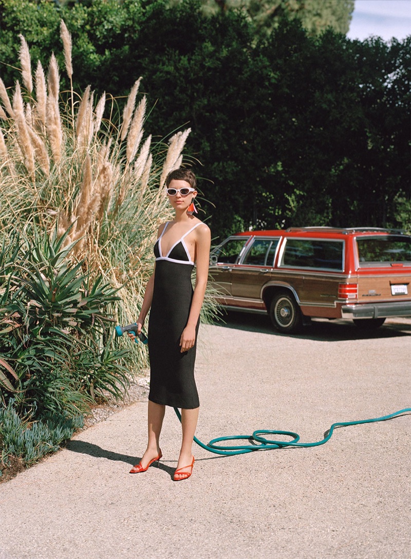 Zara Ribbed Dress and Futuristic Retro Sunglasses