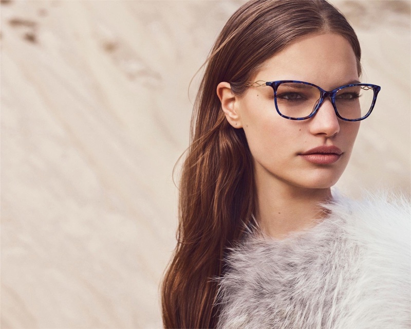 Blumarine features eyewear in fall-winter 2018 campaign