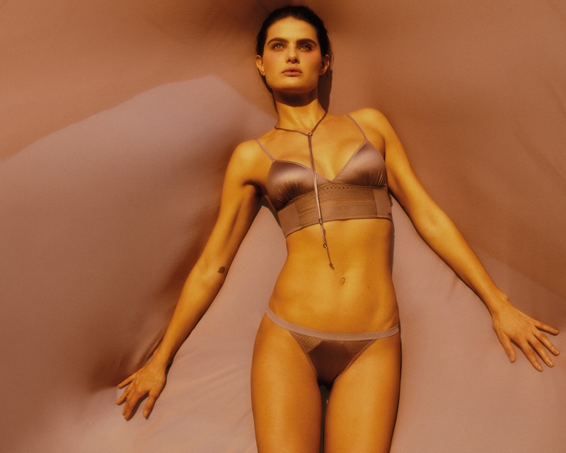 Isabeli Fontana flaunts her body in Isabeli Fontana Lingerie x Morena Rosa campaign