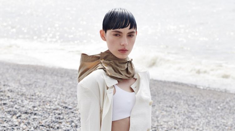 Zoe, Ninouk & Ena Pose in Effortless Beach Styles for Vogue Portugal