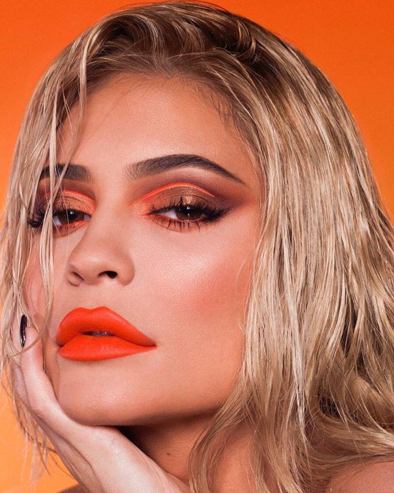 Kylie Jenner fronts Kylie Cosmetics Summer Palette campaign