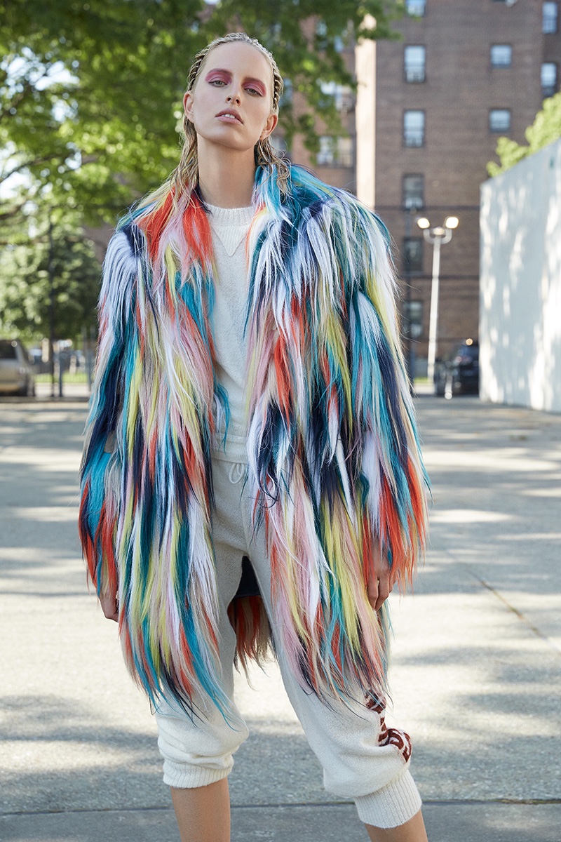 Karolina Kurkova Wears Fashion Forward Styles in Harper's Bazaar Turkey
