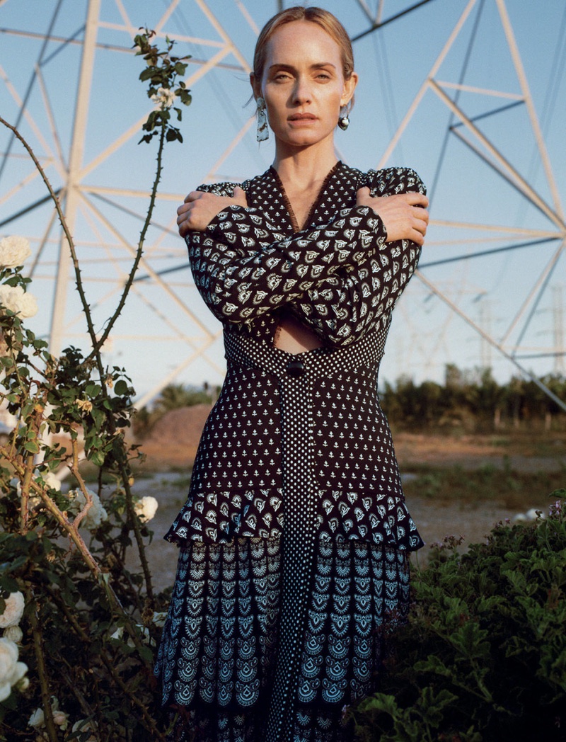 Amber Valletta wears printed dress in Proenza Schouler fall-winter 2018 campaign