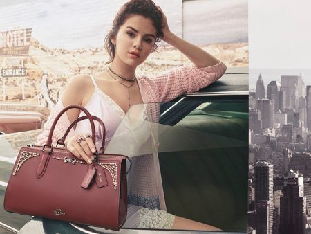 Selena Gomez Teams Up with Coach for Fall 2018 Collaboration Selena Gomez Teams Up with Coach for Fall 2018 Collaboration