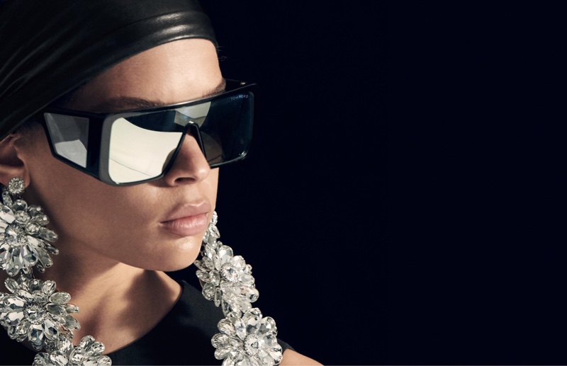 Eyewear takes the spotlight for Tom Ford fall-winter 2018 campaig
