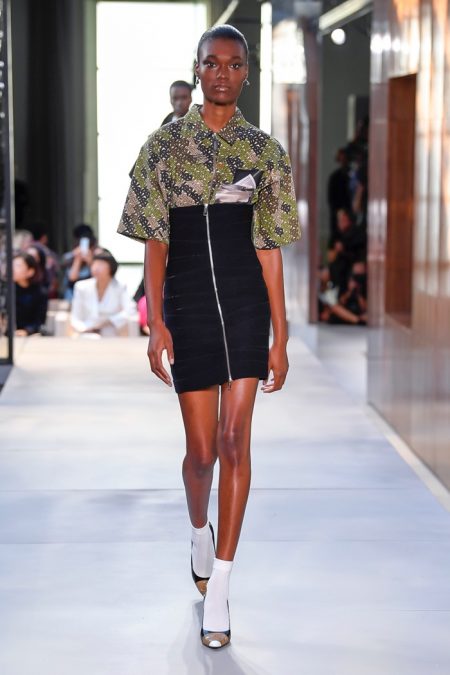 Burberry spring summer 2019 youtube hotsell