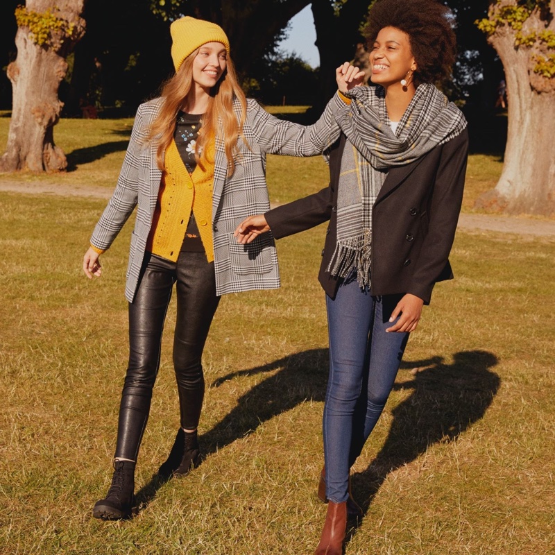 (Left) H&M Pattern-Weave Jacket, V-Neck Cardigan, Sweatshirt with Printed Design, Treggings, Ribbed Hat and Platform Ankle Boots (Right) H&M Woven Scarf, Pea Coat and Ankle Boots