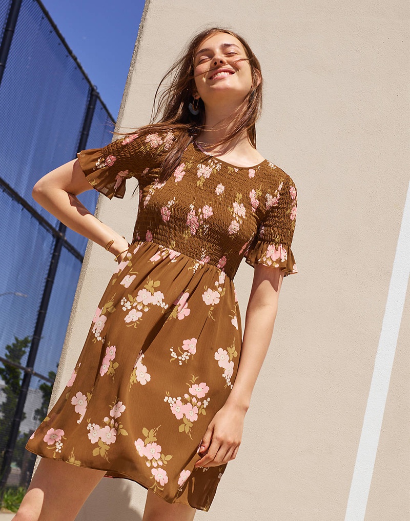 Madewell Smocked-Top Dress in Retro Bouquet and Arc Wire Fringe Earrings