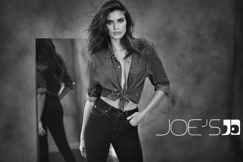 Wearing denim on denim, Sara Sampaio fronts Joe's Jeans fall-winter 2018 campaign