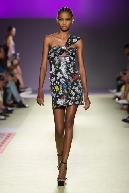 Vogue versace 2019 cheap
