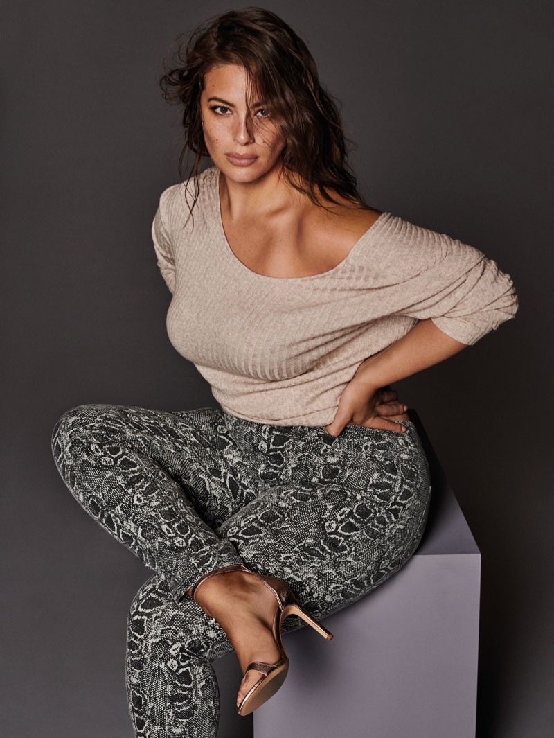 Curvy model Ashley Graham appears in Violeta by Mango fall-winter 2018 campaign
