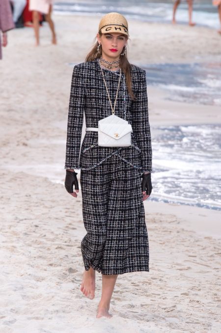 CHANEL SPRING /SUMMER 2018 GREECE RUNWAY INSPIRED HANDBAGS #chanel  #simplicity #fashion #2.55 #gabrielle #celebrity – SpannySunKioJack's Blog