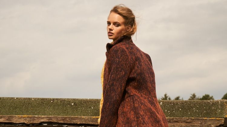 Diana Moroz Models Autumn Styles for Glamour Mexico